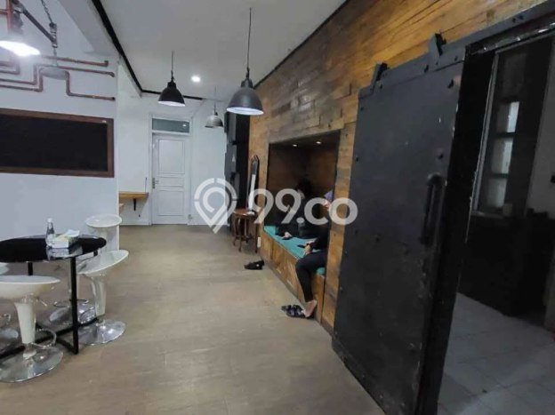 Rumah Eksklusif Siap Huni LT 308m2 di Lengkong, Bandung Rumah Eksklusif Siap Huni LT 308m2 di Lengkong, Bandung