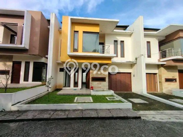 For Sale Rumah 4 Kamar Lokasi Strategis Bagus dan Strategis di Regol For Sale Rumah 4 Kamar Lokasi Strategis Bagus dan Strategis di Regol