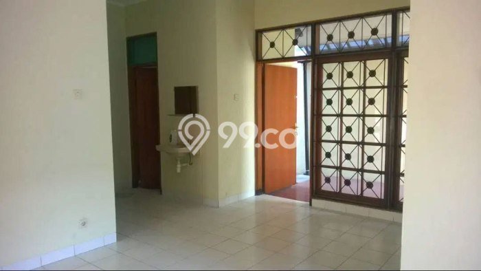 Dijual Cepat Rumah Bagus Siap Huni LB 100m2 di Arcamanik, Bandung Dijual Cepat Rumah Bagus Siap Huni LB 100m2 di Arcamanik, Bandung