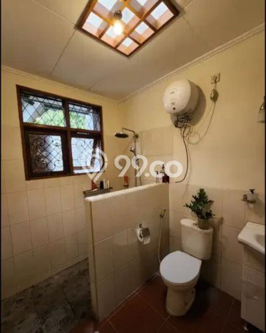 Jual Rumah Bagus Siap Huni LB 118m2 di Arcamanik, Bandung Jual Rumah Bagus Siap Huni LB 118m2 di Arcamanik, Bandung