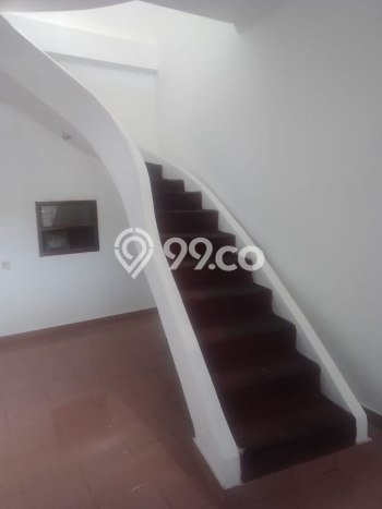 Rumah Lokasi Strategis area Rancasari, Bandung, Luas 144m² Bangunan 180m² Rumah Lokasi Strategis area Rancasari, Bandung, Luas 144m² Bangunan 180m²