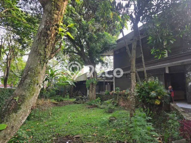 Rumah Mewah LB 286m2 Siap Huni Desain Elegan di Pasteur, Bandung Rumah Mewah LB 286m2 Siap Huni Desain Elegan di Pasteur, Bandung