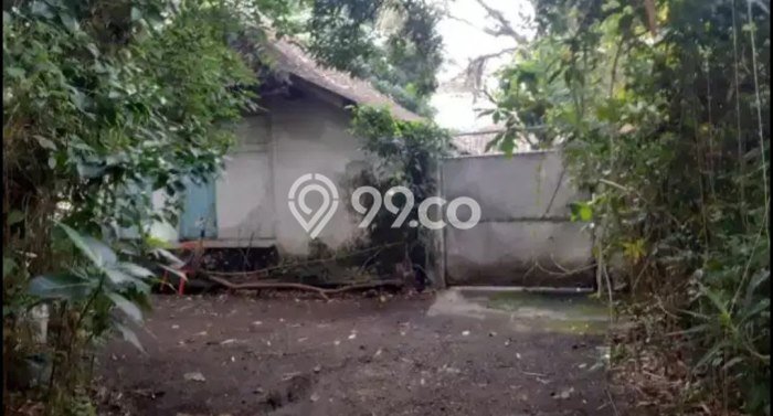 Rumah Mewah LB 200m2 Siap Pakai Desain Elegan di Pelajar Pejuang, Bandung Rumah Mewah LB 200m2 Siap Pakai Desain Elegan di Pelajar Pejuang, Bandung