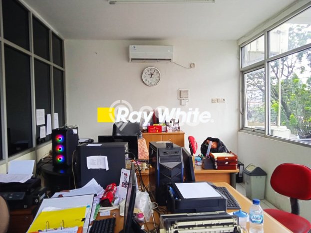 FOR SALE! Ruko di Kebayoran Lama Jakarta Selatan, LT 56m2, LB 196m2 FOR SALE! Ruko di Kebayoran Lama Jakarta Selatan, LT 56m2, LB 196m2