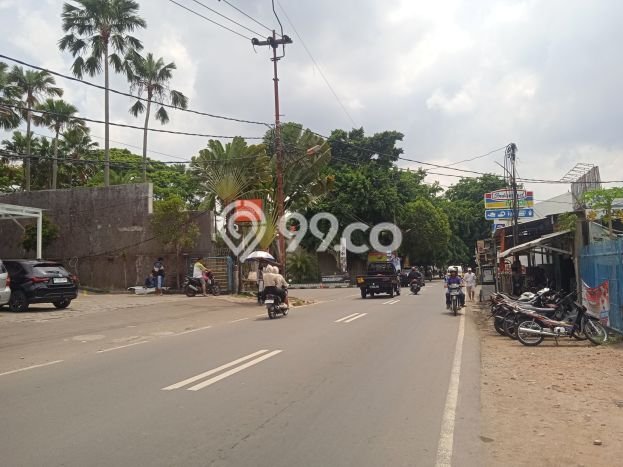 Ruko Disewa di Jakarta Barat dengan LB 150m2 Area Komersial Ramai Ruko Disewa di Jakarta Barat dengan LB 150m2 Area Komersial Ramai