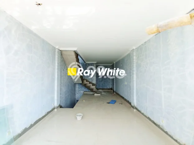 Ruko Dijual di Parung Bogor dengan LB 132m2 Ruko Dijual di Parung Bogor dengan LB 132m2