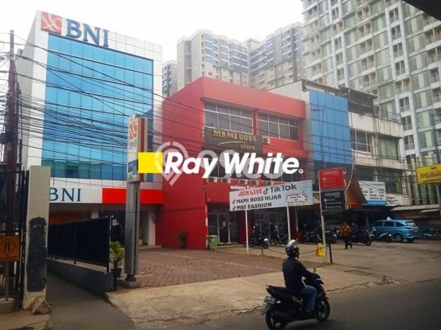 Disewakan Ruko di Pusat Kota Jakarta Selatan Ramai Strategis Disewakan Ruko di Pusat Kota Jakarta Selatan Ramai Strategis