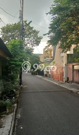 Dijual Rumah 5 KT di Pulo Gadung, Jakarta Timur - LT 126m² Dijual Rumah 5 KT di Pulo Gadung, Jakarta Timur - LT 126m²