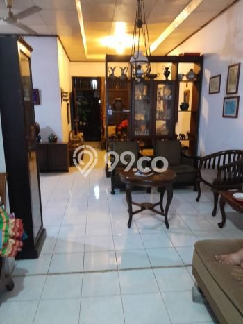 PENAWARAN TERBAIK! Rumah Strategis area Rawamangun, Luas 172m² LB 100m² PENAWARAN TERBAIK! Rumah Strategis area Rawamangun, Luas 172m² LB 100m²