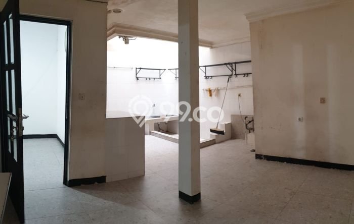 Rumah Elit Modern Siap Huni di Kelapa Gading Jakarta Utara Rumah Elit Modern Siap Huni di Kelapa Gading Jakarta Utara