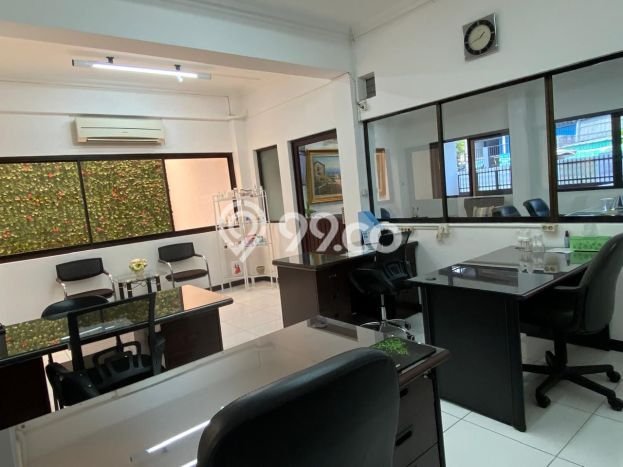 Rumah Luxury Modern Siap Huni di Tamansari Jakarta Barat Rumah Luxury Modern Siap Huni di Tamansari Jakarta Barat