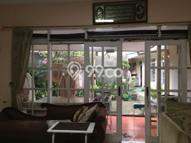 Rumah Eksklusif Siap Huni LT 290m2 di Lengkong, Bandung Rumah Eksklusif Siap Huni LT 290m2 di Lengkong, Bandung