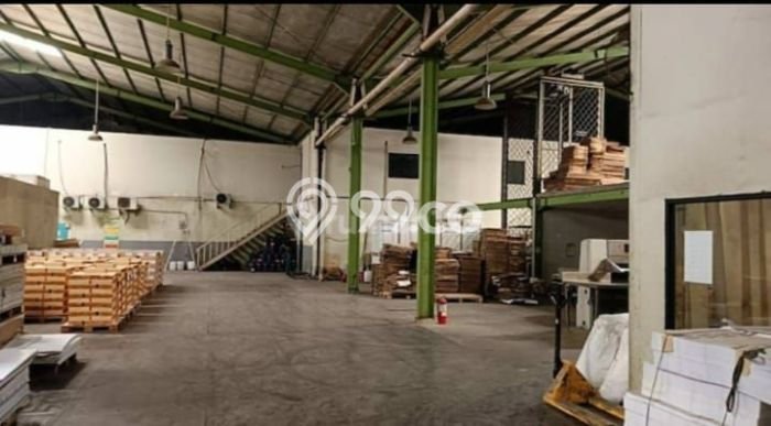 Dijual Gudang di Mustikasari, Luas 3365m2m², Kawasan Potensial, Jalan Utama Dijual Gudang di Mustikasari, Luas 3365m2m², Kawasan Potensial, Jalan Utama