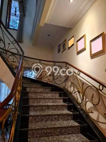 Ready to Use! Premium House LT 264m2 Desain Modern di Rawamangun Ready to Use! Premium House LT 264m2 Desain Modern di Rawamangun