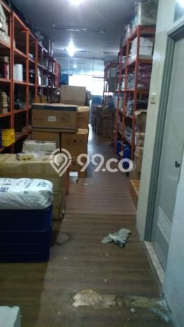 Ruko Dijual di Prime Area Jakarta Barat Luas 378m2 Ruko Dijual di Prime Area Jakarta Barat Luas 378m2