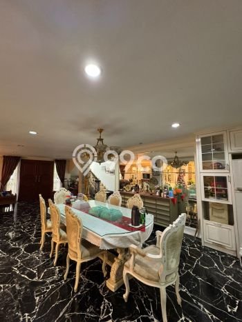 Siap Huni Hunian Elit 6 Kamar di Kelapa Gading Dekat ke Mana Pun Siap Huni Hunian Elit 6 Kamar di Kelapa Gading Dekat ke Mana Pun