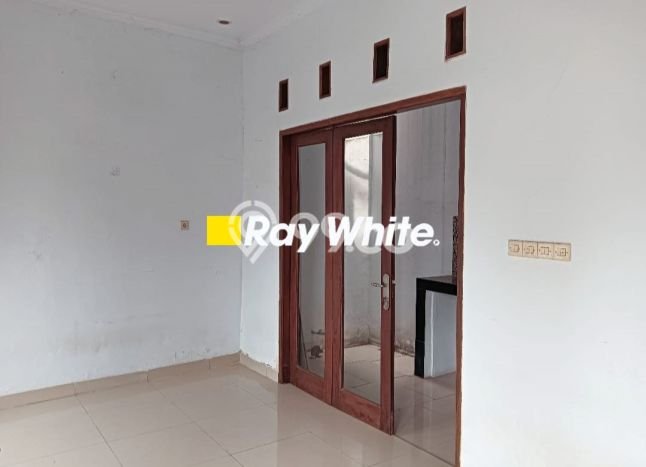 Jual Rumah Bagus Siap Huni LB 120m2 di Ciledug, Tangerang Jual Rumah Bagus Siap Huni LB 120m2 di Ciledug, Tangerang