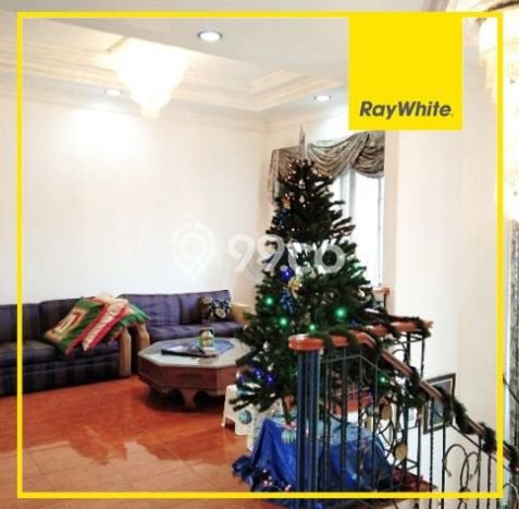 Rumah Modern 4 KT di Joglo Jakarta Barat Semi Furnished Rumah Modern 4 KT di Joglo Jakarta Barat Semi Furnished