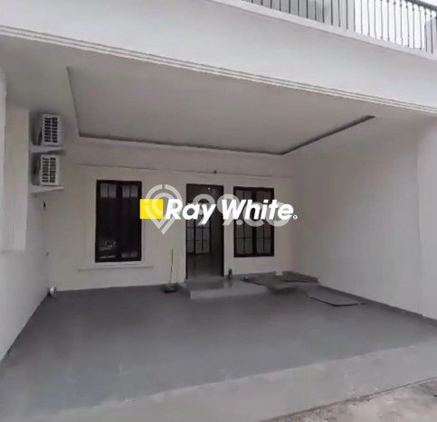Rumah Luas Asri 4 KT Siap Pakai di Cipadu Tangerang Rumah Luas Asri 4 KT Siap Pakai di Cipadu Tangerang