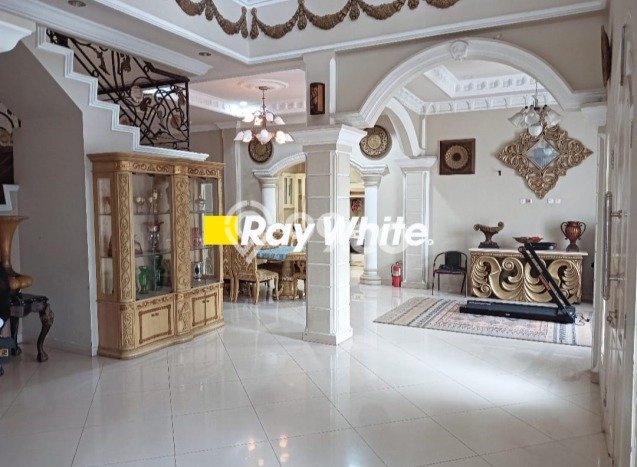 For Sale Rumah Mewah Exclusive di Larangan, Tangerang For Sale Rumah Mewah Exclusive di Larangan, Tangerang