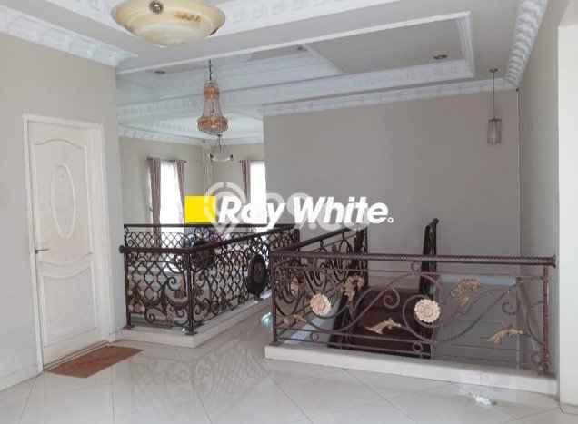 For Sale Rumah Mewah Exclusive di Larangan, Tangerang For Sale Rumah Mewah Exclusive di Larangan, Tangerang