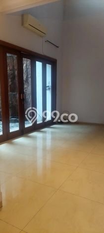 Rumah Eksklusif Siap Huni LT 308m2 di Pasar Minggu, Jakarta Selatan Rumah Eksklusif Siap Huni LT 308m2 di Pasar Minggu, Jakarta Selatan