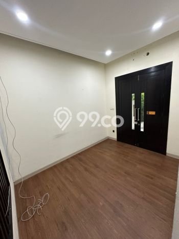 Disewakan! Rumah 4 Kamar Tidur &
3 Kamar Mandi di Jati Padang, Jakarta Selatan Disewakan! Rumah 4 Kamar Tidur &
3 Kamar Mandi di Jati Padang, Jakarta Selatan
