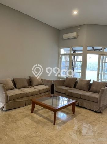 Rumah di Pejaten, 4 KT, View Kota, LT 270m² Bangunan 230m² Rumah di Pejaten, 4 KT, View Kota, LT 270m² Bangunan 230m²
