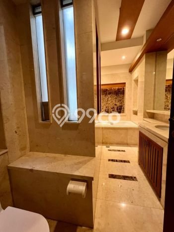 HARGA SPESIAL! Rumah di Kemang, Akses ke Fasilitas, 5 KM, LT 597m2m² LB 521m2m² HARGA SPESIAL! Rumah di Kemang, Akses ke Fasilitas, 5 KM, LT 597m2m² LB 521m2m²