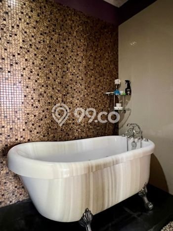 Rumah Elit Modern Siap Huni di Cibubur Jakarta Timur Rumah Elit Modern Siap Huni di Cibubur Jakarta Timur