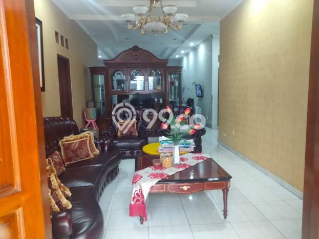 Dijual Rumah Mewah Megah Dengan View Eksklusif di Kemang, Jakarta Selatan Dijual Rumah Mewah Megah Dengan View Eksklusif di Kemang, Jakarta Selatan