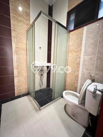 Disewakan! Rumah 5 Kamar Tidur &
4 Kamar Mandi di Pejaten, Jakarta Selatan Disewakan! Rumah 5 Kamar Tidur &
4 Kamar Mandi di Pejaten, Jakarta Selatan