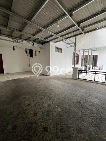 Disewakan Rumah Nyaman LT 1600m2 / LB 800m2 di Ampera, Jakarta Selatan Disewakan Rumah Nyaman LT 1600m2 / LB 800m2 di Ampera, Jakarta Selatan