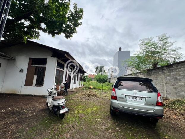 Tanah Dijual di Jakarta Selatan Seluas 873m2 Strategis Tanah Dijual di Jakarta Selatan Seluas 873m2 Strategis