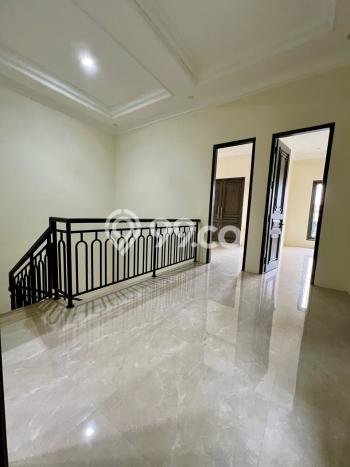Rumah Sewa Jakarta Selatan LT 180m2 LB 250m2 Kawasan Pejaten Rumah Sewa Jakarta Selatan LT 180m2 LB 250m2 Kawasan Pejaten