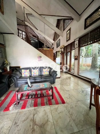 Hunian Elit LB 400m2 Siap Huni Desain Elegan di Pejaten Timur, Jakarta Selatan Hunian Elit LB 400m2 Siap Huni Desain Elegan di Pejaten Timur, Jakarta Selatan