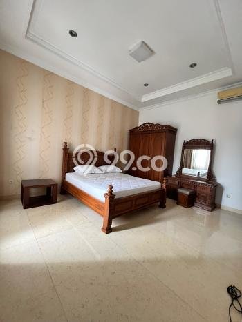 Disewakan! Rumah 5 Kamar Tidur &
4 Kamar Mandi di Pejaten, Jakarta Selatan Disewakan! Rumah 5 Kamar Tidur &
4 Kamar Mandi di Pejaten, Jakarta Selatan