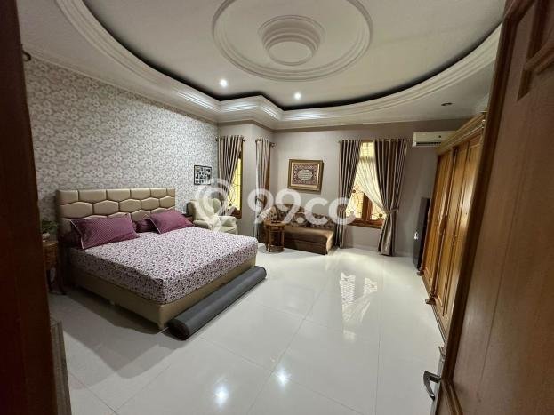 Rumah Luxury Modern Tanpa Renovasi di Pejaten Jakarta Selatan Rumah Luxury Modern Tanpa Renovasi di Pejaten Jakarta Selatan