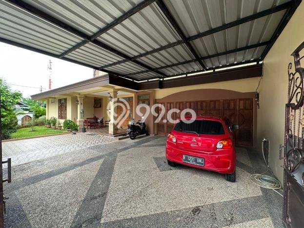 Rumah Luxury Modern Tanpa Renovasi di Pejaten Jakarta Selatan Rumah Luxury Modern Tanpa Renovasi di Pejaten Jakarta Selatan