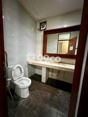 Rumah kawasan Tanjung Barat, 4 KT, View Kota, LT 250m² Bangunan 200m² Rumah kawasan Tanjung Barat, 4 KT, View Kota, LT 250m² Bangunan 200m²