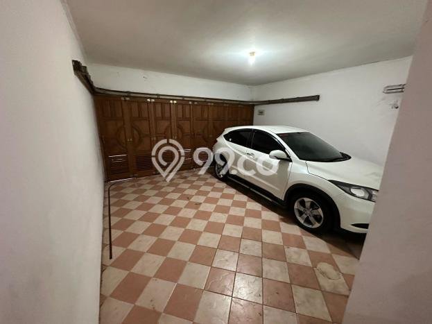 Rumah Luxury Modern Tanpa Renovasi di Pejaten Jakarta Selatan Rumah Luxury Modern Tanpa Renovasi di Pejaten Jakarta Selatan