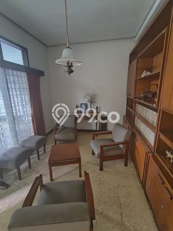 Rumah Luxury Modern Siap Huni di Pajajaran Bandung Rumah Luxury Modern Siap Huni di Pajajaran Bandung