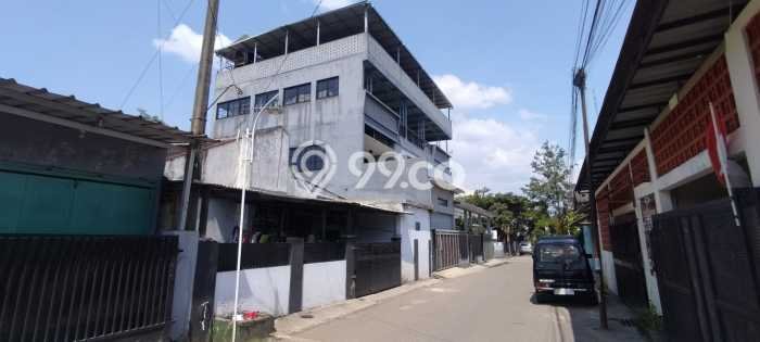 Gudang Dijual di Margaasih Bandung dengan Luas Bangunan 1000m2 Gudang Dijual di Margaasih Bandung dengan Luas Bangunan 1000m2