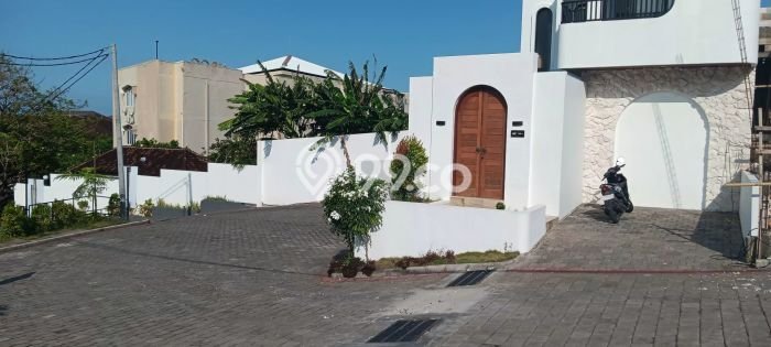 For Sale! Luxury House LT 105m2 Desain Modern di Nusa Dua For Sale! Luxury House LT 105m2 Desain Modern di Nusa Dua
