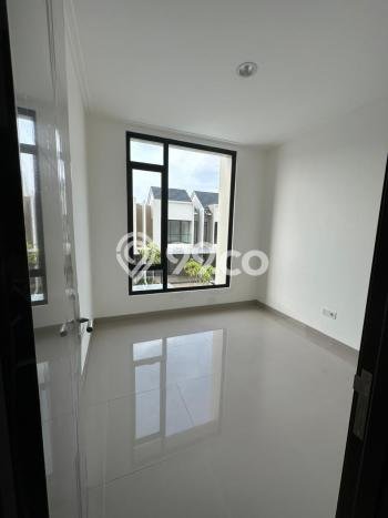 Rumah Strategis LT 60m² / LB 73m² di Pantai Indah Kapuk 2, Dekat Pusat Kota, Jakarta Utara Rumah Strategis LT 60m² / LB 73m² di Pantai Indah Kapuk 2, Dekat Pusat Kota, Jakarta Utara