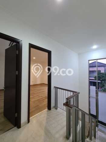Rumah lokasi Pantai Indah Kapuk, Jakarta Utara, Luas 150m² LB 203m² Rumah lokasi Pantai Indah Kapuk, Jakarta Utara, Luas 150m² LB 203m²