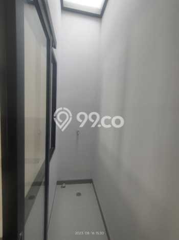 Rumah Nyaman 2 KT Luas Tanah 45m² di Pantai Indah Kapuk, Jakarta Utara Rumah Nyaman 2 KT Luas Tanah 45m² di Pantai Indah Kapuk, Jakarta Utara