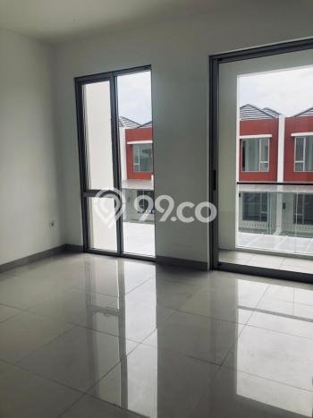 Rumah Kawasan Pantai Indah Kapuk 2, Luas 90m², Bangunan 106m² Rumah Kawasan Pantai Indah Kapuk 2, Luas 90m², Bangunan 106m²