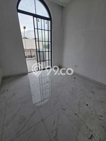 For Sale Hunian Rumah Terawat 2 Kamar di Pantai Indah Kapuk 2, Jakarta Utara For Sale Hunian Rumah Terawat 2 Kamar di Pantai Indah Kapuk 2, Jakarta Utara