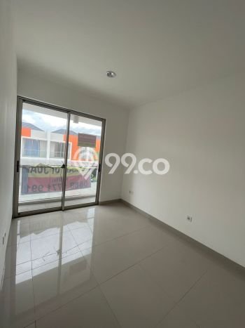 Rumah Siap Huni 2 KT 2 KM di Pantai Indah Kapuk 2, Jakarta Utara Rumah Siap Huni 2 KT 2 KM di Pantai Indah Kapuk 2, Jakarta Utara